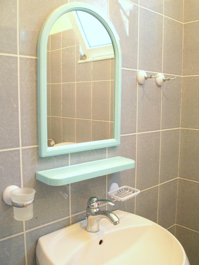 Q Bay Apartments Кєпаро Екстер'єр фото
