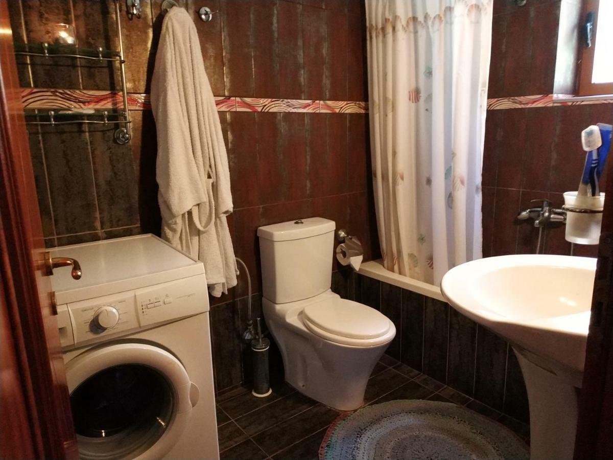 Q Bay Apartments Кєпаро Екстер'єр фото