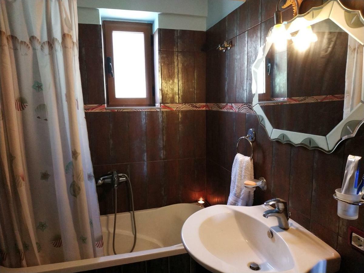 Q Bay Apartments Кєпаро Екстер'єр фото